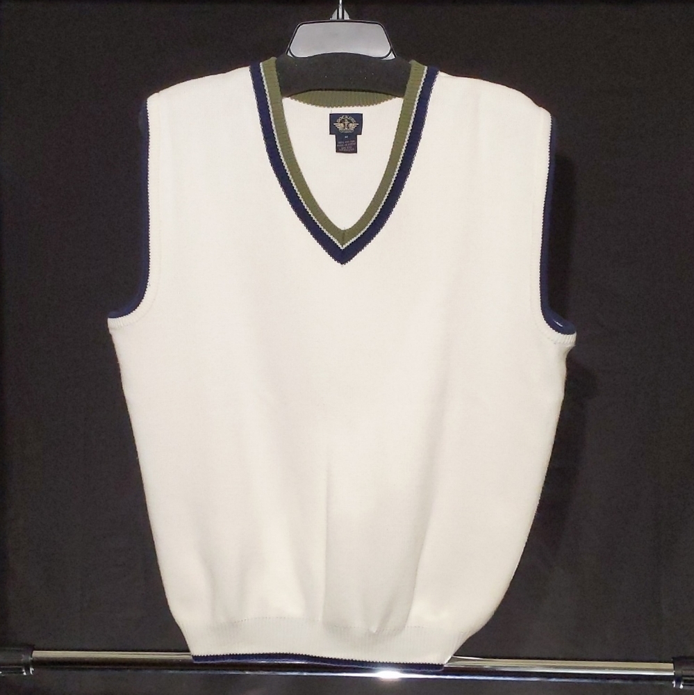 Dockers V-Neck Cotton Sweater  Vest